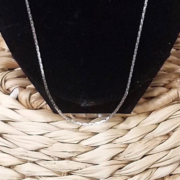 NEW Sterling Silver necklace 22 in Italy 925 - Picture 7 of 8